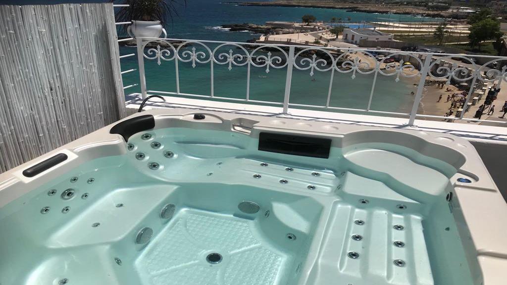 Miramare Hotel Монополи Екстериор снимка
